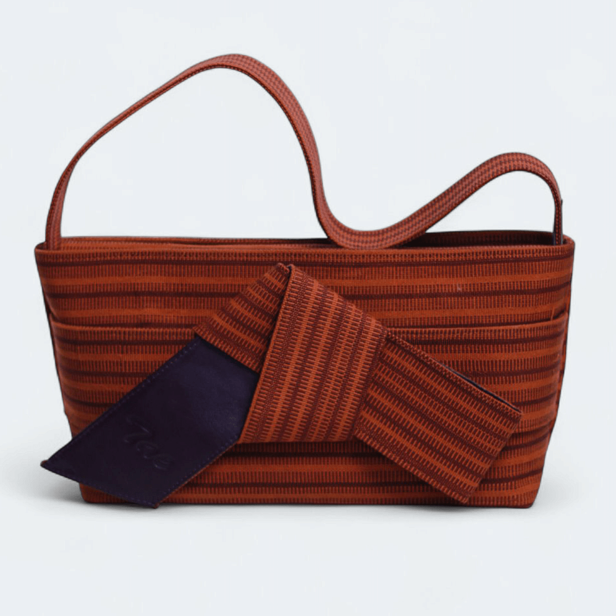 BagTaeSisi Oge Clutch